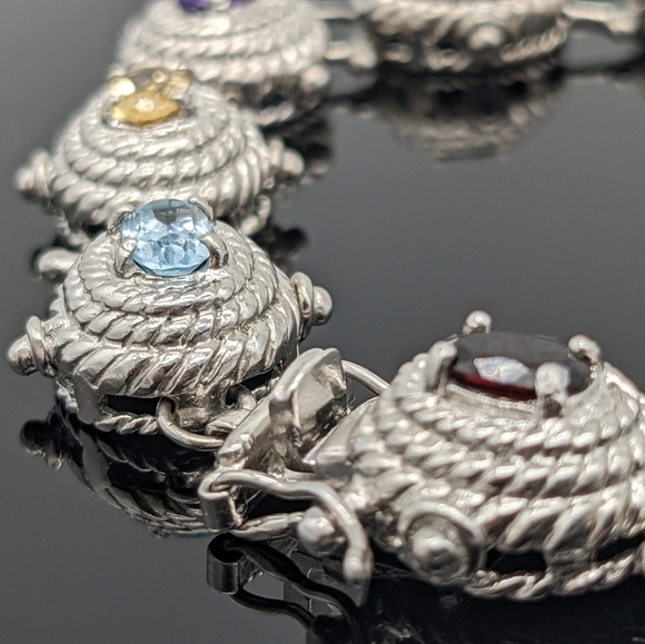 One Plated 5.75cts Multistone Rhodium Bracelet 8.1 in. (3) Violet Amethyst stone - Picture 12 of 15